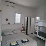 Apartman Apartments Luna Zuljana