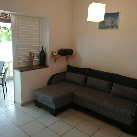 Apartments Luna * Žuljana